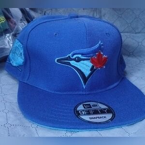 Toronto Blue Jay's New Era 9fifty snapback hat. Brand new